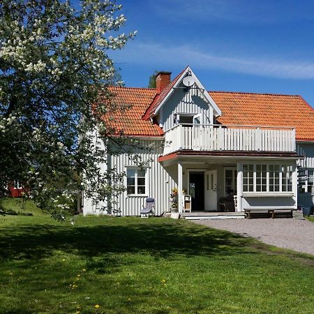 Villa Weidling B&B Fengersfors Екстер'єр фото